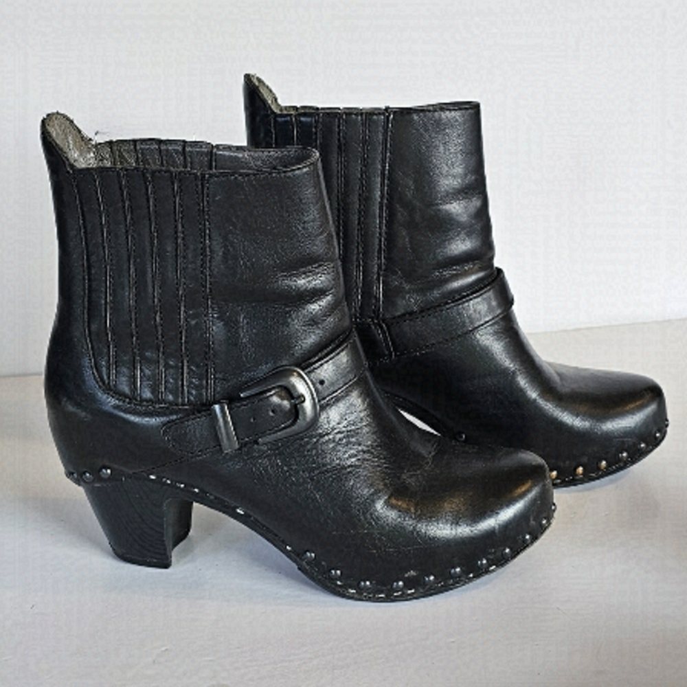 DANSKO Women's Rhianna Black Boot Size 8.5